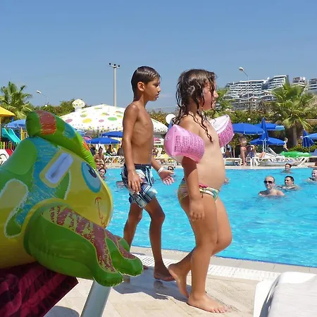 Mirador & אלאניה